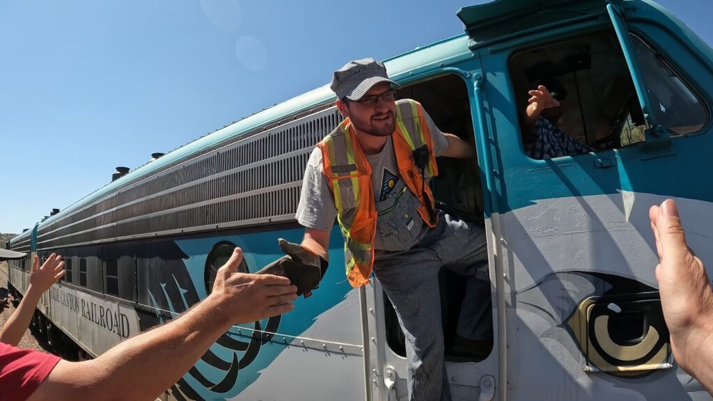 High-5 from the Verde Canyon Railroad - Train Locomotive